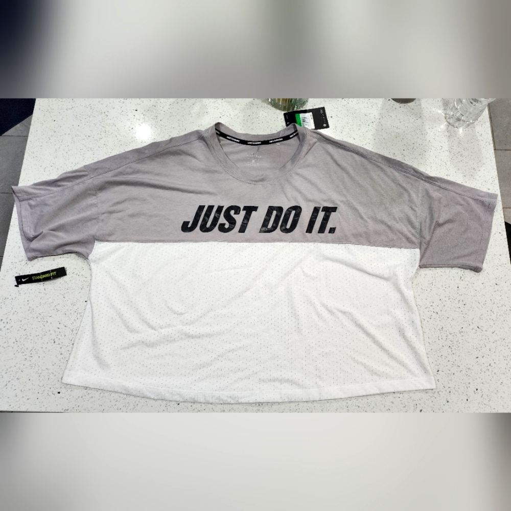 NWT Nike Breath Dri-Fit,Men’s XLarge Running Shirt